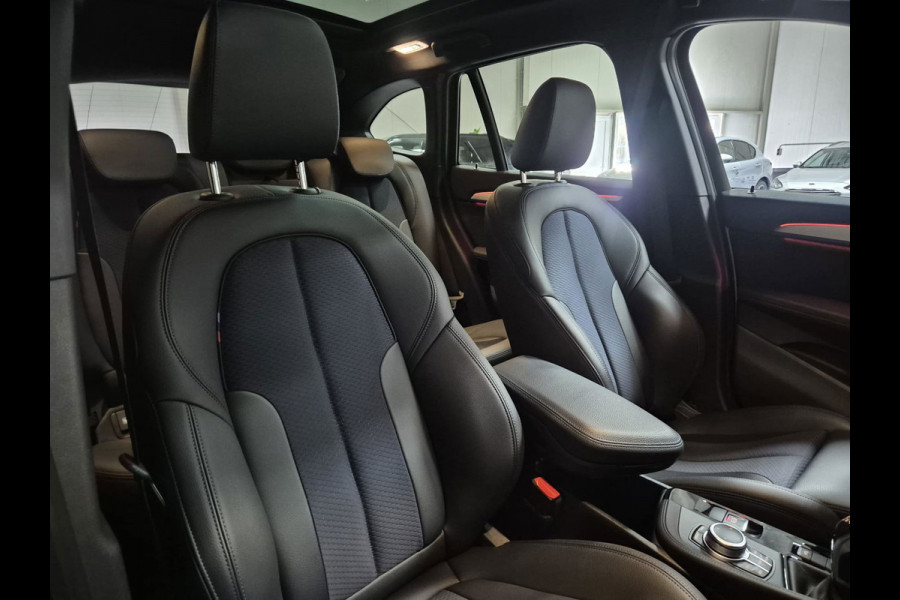 BMW X1 XDrive20i High Executive | Clima | Navi | Pano | Cruise | Camera | Stoelverwarming |