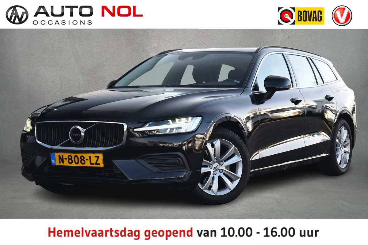 Volvo V60 2.0 B3 Momentum Business | Trekhaak | Apple CarPlay | ACC | Climate
