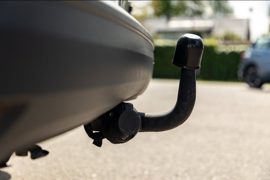 Volkswagen Caddy Cargo 2.0 TDI Comfort Trekhaak I Vloerplaat I Lat om Lat I Airco I Cruise I CarPlay I Android Auto I NAP