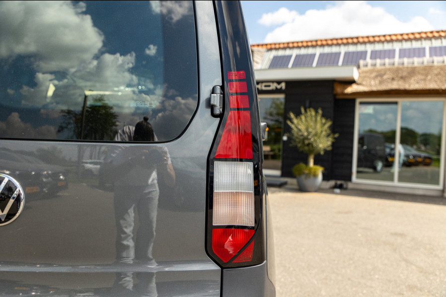 Volkswagen Caddy Cargo 2.0 TDI Comfort Trekhaak I Vloerplaat I Lat om Lat I Airco I Cruise I CarPlay I Android Auto I NAP