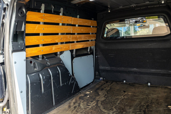 Volkswagen Caddy Cargo 2.0 TDI Comfort Trekhaak I Vloerplaat I Lat om Lat I Airco I Cruise I CarPlay I Android Auto I NAP