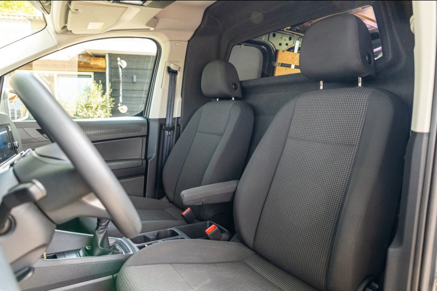 Volkswagen Caddy Cargo 2.0 TDI Comfort Trekhaak I Vloerplaat I Lat om Lat I Airco I Cruise I CarPlay I Android Auto I NAP