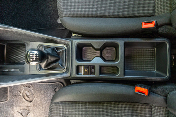 Volkswagen Caddy Cargo 2.0 TDI Comfort Trekhaak I Vloerplaat I Lat om Lat I Airco I Cruise I CarPlay I Android Auto I NAP