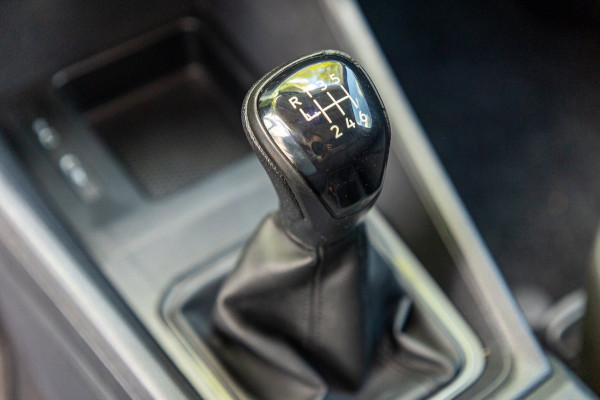 Volkswagen Caddy Cargo 2.0 TDI Comfort Trekhaak I Vloerplaat I Lat om Lat I Airco I Cruise I CarPlay I Android Auto I NAP