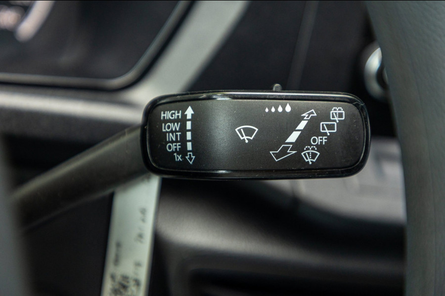 Volkswagen Caddy Cargo 2.0 TDI Comfort Trekhaak I Vloerplaat I Lat om Lat I Airco I Cruise I CarPlay I Android Auto I NAP