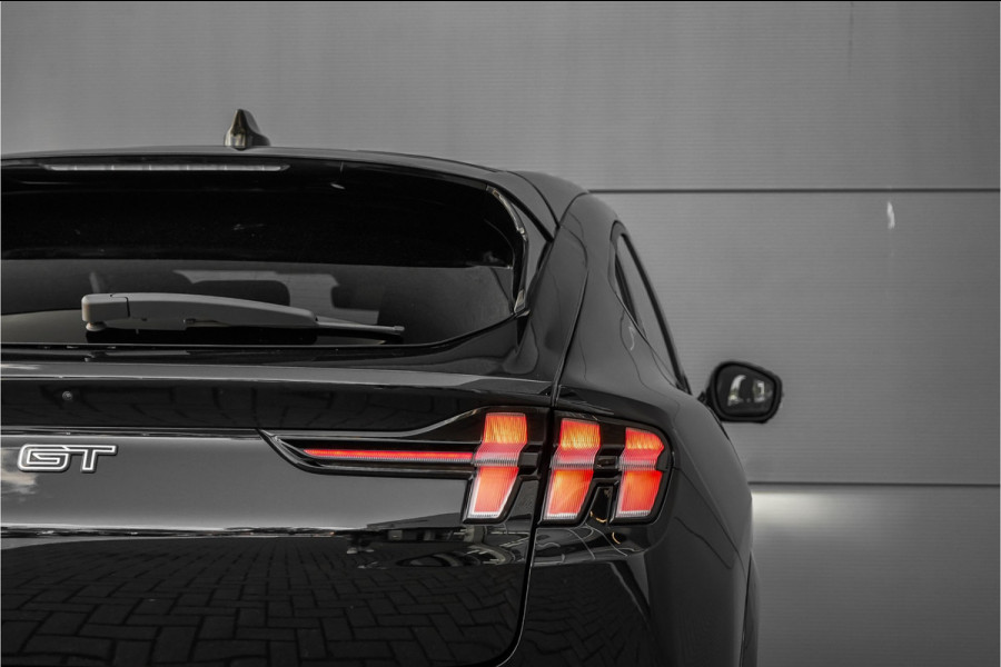Ford Mustang Mach-E GT Extended AWD 98 kWh Pano Black Pack 20"