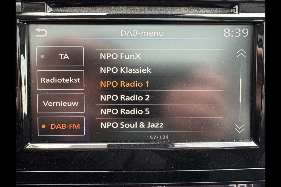 Nissan QASHQAI 1.3 DIG-T N-Connecta 160PK Led Panorama Clima Cruise Carplay Pds+360 camera
