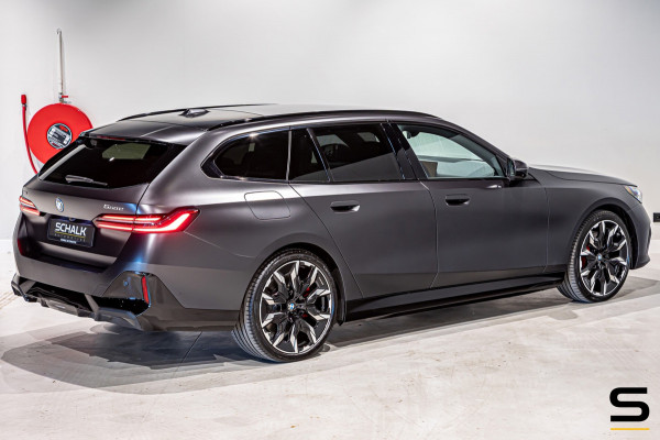 BMW 5 Serie Touring 550e xDrive|M-sport PRO|B&O|Fis €85.000