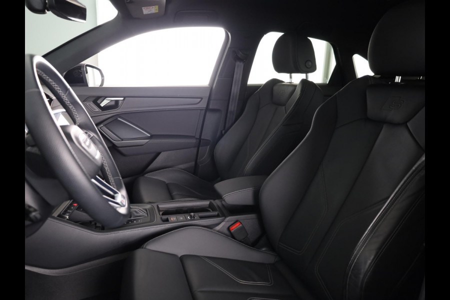 Audi Q3 Sportback 45 TFSI e S Edition 245pk  | Navigatie | Stoelverwarming | Keyless Entry | Parkeercamera | 20 inch Lichtmetalen velgen