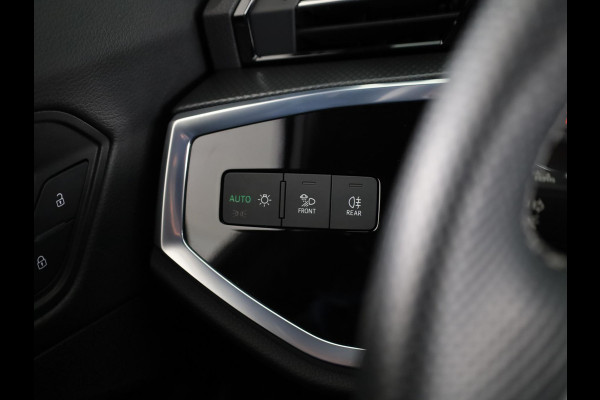 Audi Q3 Sportback 45 TFSI e S Edition 245pk  | Navigatie | Stoelverwarming | Keyless Entry | Parkeercamera | 20 inch Lichtmetalen velgen