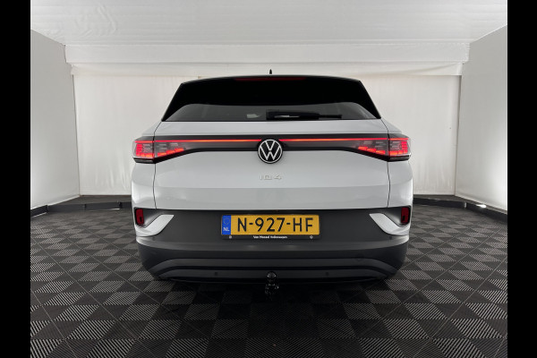 Volkswagen ID.4 Business 77 kWh [ 3-Fase-11kW ] {SOH-83%} (INCL.BTW) *LEATHER-FABRIC | ADAPTIVE-CRUISE | FULL-LED | HEATED-COMFORTSEATS | KEYLESS | CAMERA | DIGI-COCKPIT | DAB | NAVI-FULLMAP | PRIVACY-GLASS | ECC | PDC | TOWBAR | 19''ALU*