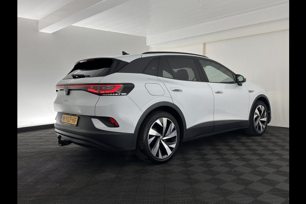 Volkswagen ID.4 Business 77 kWh [ 3-Fase-11kW ] {SOH-83%} (INCL.BTW) *LEATHER-FABRIC | ADAPTIVE-CRUISE | FULL-LED | HEATED-COMFORTSEATS | KEYLESS | CAMERA | DIGI-COCKPIT | DAB | NAVI-FULLMAP | PRIVACY-GLASS | ECC | PDC | TOWBAR | 19''ALU*