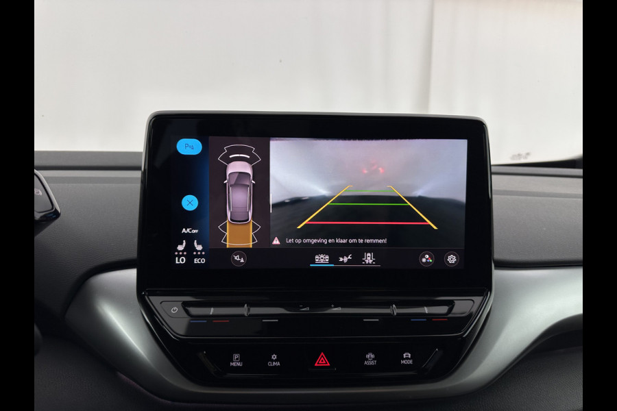 Volkswagen ID.4 Business 77 kWh [ 3-Fase-11kW ] {SOH-83%} (INCL.BTW) *LEATHER-FABRIC | ADAPTIVE-CRUISE | FULL-LED | HEATED-COMFORTSEATS | KEYLESS | CAMERA | DIGI-COCKPIT | DAB | NAVI-FULLMAP | PRIVACY-GLASS | ECC | PDC | TOWBAR | 19''ALU*