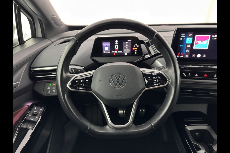 Volkswagen ID.4 Business 77 kWh [ 3-Fase-11kW ] {SOH-83%} (INCL.BTW) *LEATHER-FABRIC | ADAPTIVE-CRUISE | FULL-LED | HEATED-COMFORTSEATS | KEYLESS | CAMERA | DIGI-COCKPIT | DAB | NAVI-FULLMAP | PRIVACY-GLASS | ECC | PDC | TOWBAR | 19''ALU*