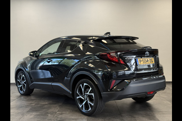 Toyota C-HR 1.8 Hybrid Dynamic Carplay ECC Privacy glass Keyless Go PDC