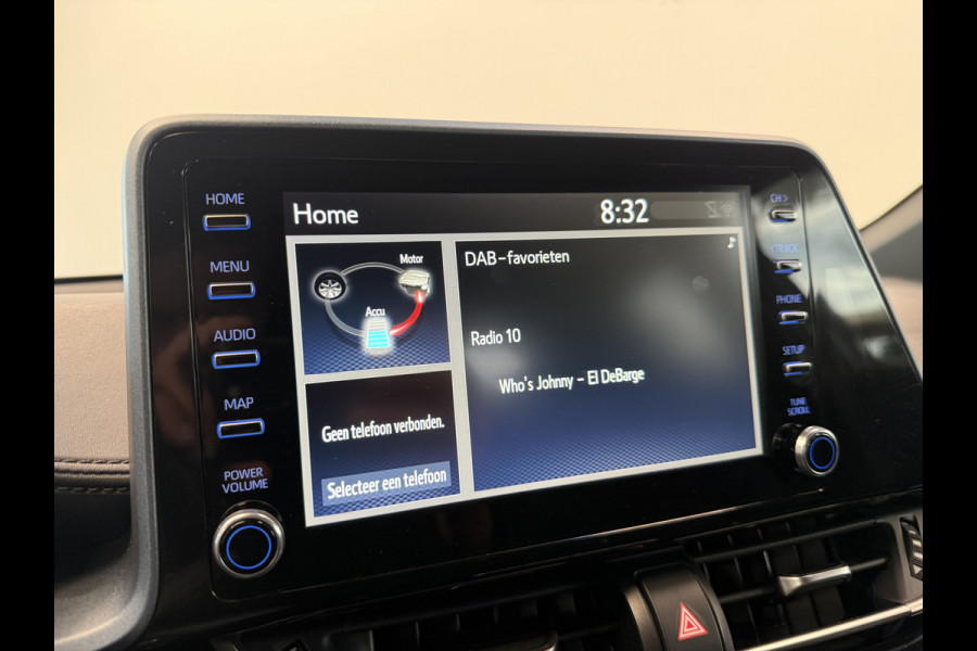Toyota C-HR 1.8 Hybrid Dynamic Carplay ECC Privacy glass Keyless Go PDC