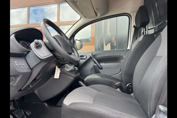 Renault Kangoo 1.5 Blue dCi E6 R-link Lease €150 p/m Airco, Navi, PDC, Trekhaak, 2x schuifdeur onderhoudshistorie aanwezig