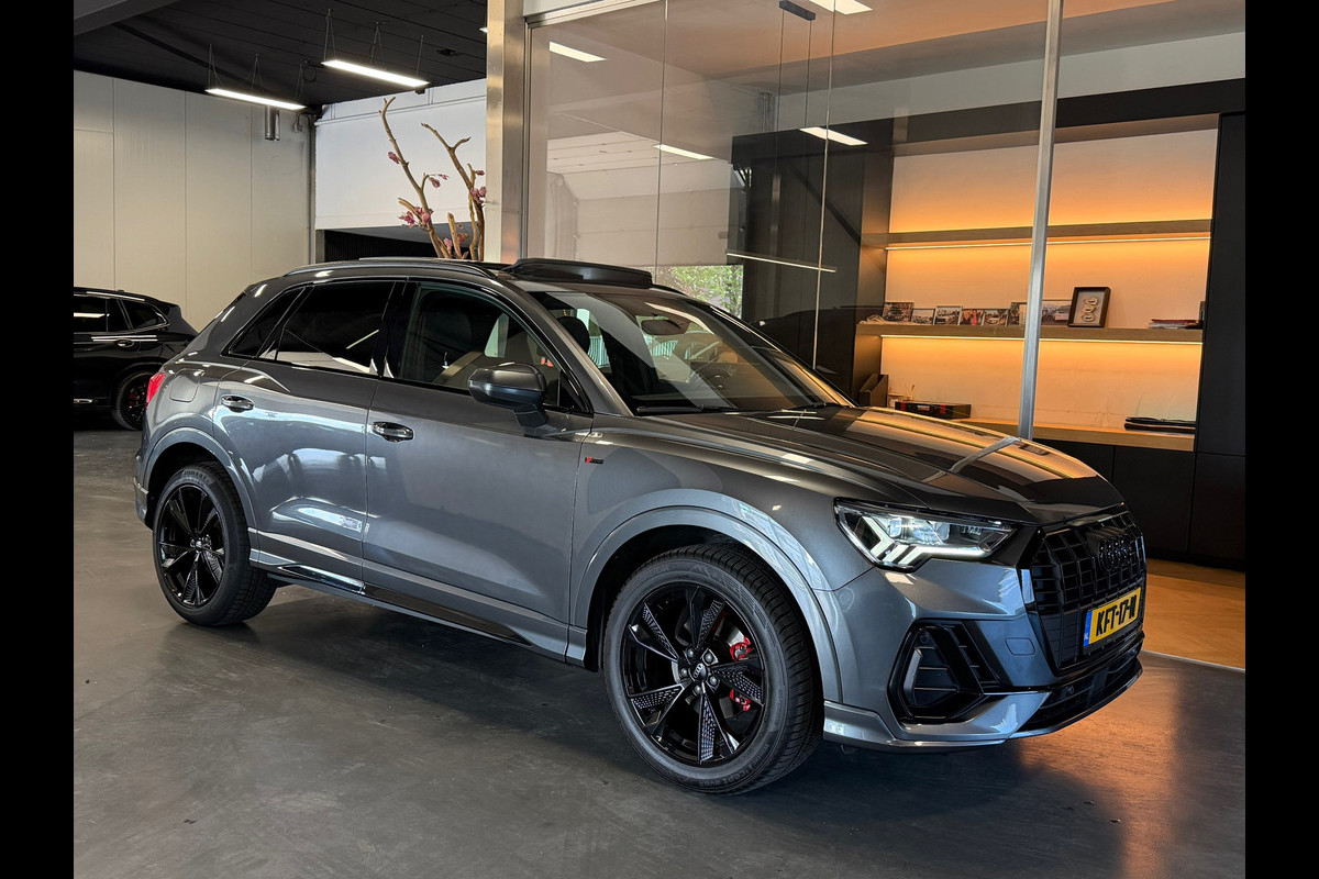 Audi Q3 35 TFSI S line Pano Camera Elec.Stoel