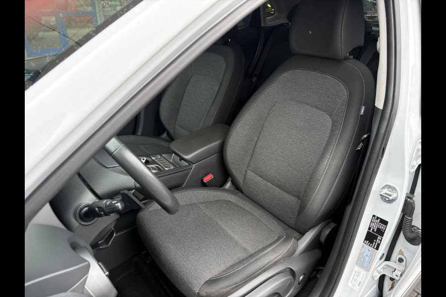 Hyundai Kona EV Fashion 64 kWh | Trekhaak | Warmtepomp | Head-Up | 3Fase | Krell | Dodehoeksensoren | Camera |
