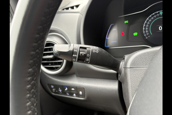 Hyundai Kona EV Fashion 64 kWh | Trekhaak | Warmtepomp | Head-Up | 3Fase | Krell | Dodehoeksensoren | Camera |