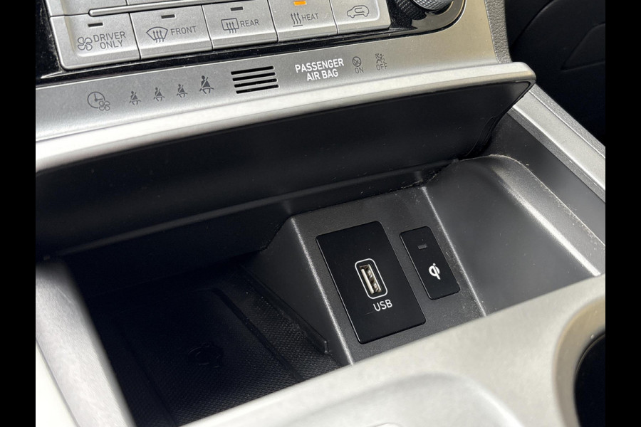Hyundai Kona EV Fashion 64 kWh | Trekhaak | Warmtepomp | Head-Up | 3Fase | Krell | Dodehoeksensoren | Camera |