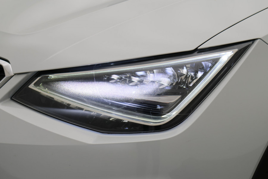 Seat Arona 1.0 TSI Xcellence Business Intense Climate, Stoelverwarming, Cruise, Apple Carplay, LED, DAB, 17''