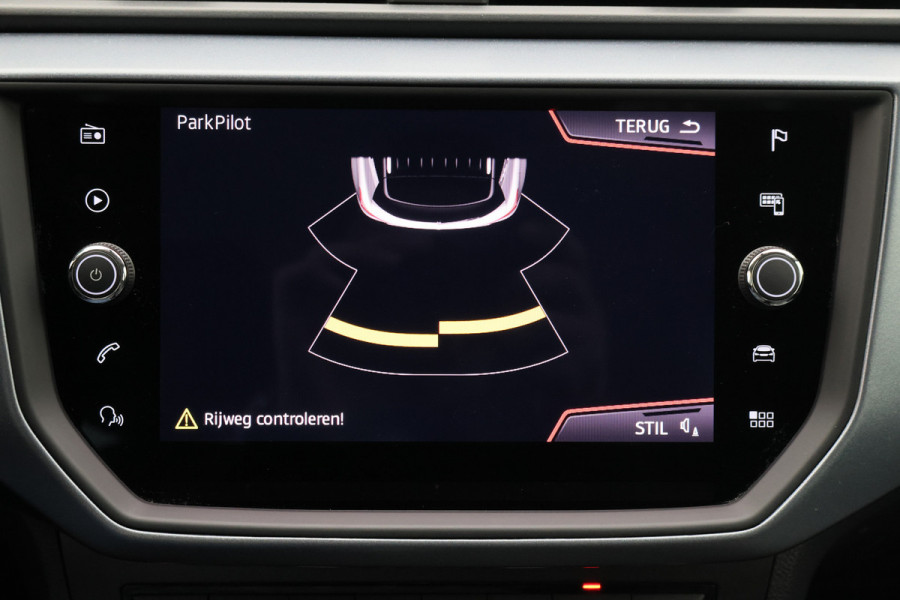 Seat Arona 1.0 TSI Xcellence Business Intense Climate, Stoelverwarming, Cruise, Apple Carplay, LED, DAB, 17''