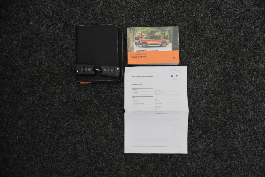 Seat Arona 1.0 TSI Xcellence Business Intense Climate, Stoelverwarming, Cruise, Apple Carplay, LED, DAB, 17''