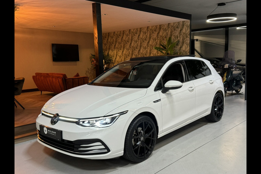 Volkswagen Golf 1.5 eTSI Style Garantie Pano Memory Massage Sfeer Carplay Camera Blindspot ACC Navi Clima IQ.Led IQ.Drive Rijklaar
