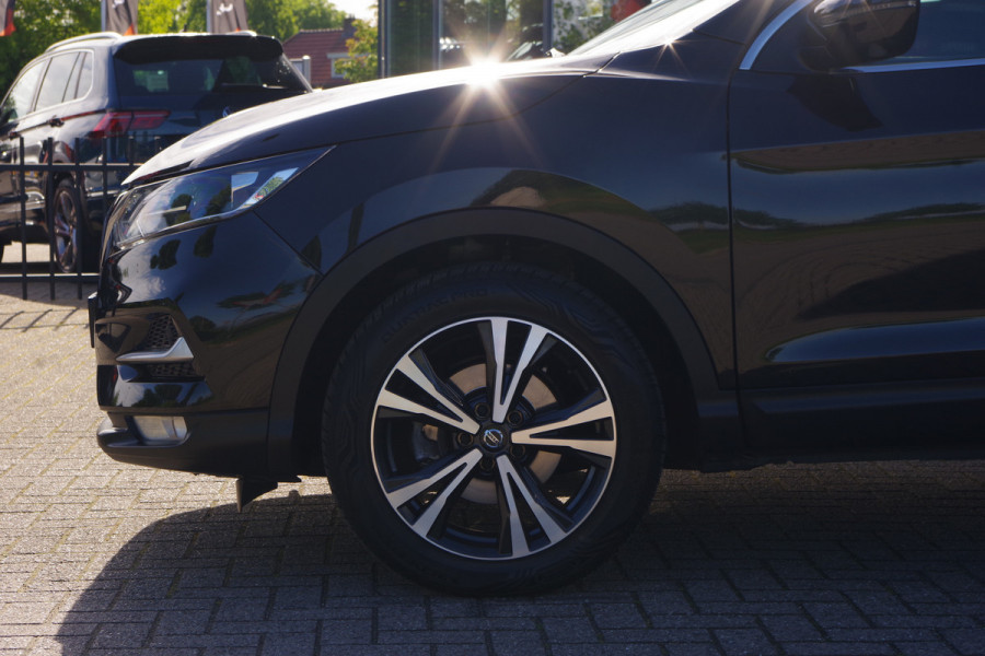 Nissan QASHQAI 1.3 DIG-T 160 PK Automaat N-Connecta, Panoramadak, 360 Camera, Adap. Cruise Control