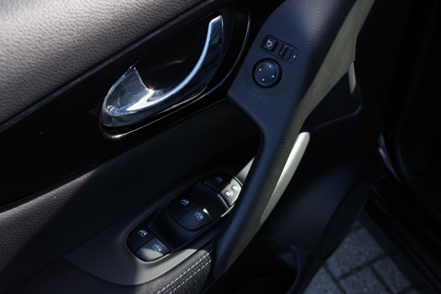 Nissan QASHQAI 1.3 DIG-T 160 PK Automaat N-Connecta, Panoramadak, 360 Camera, Adap. Cruise Control