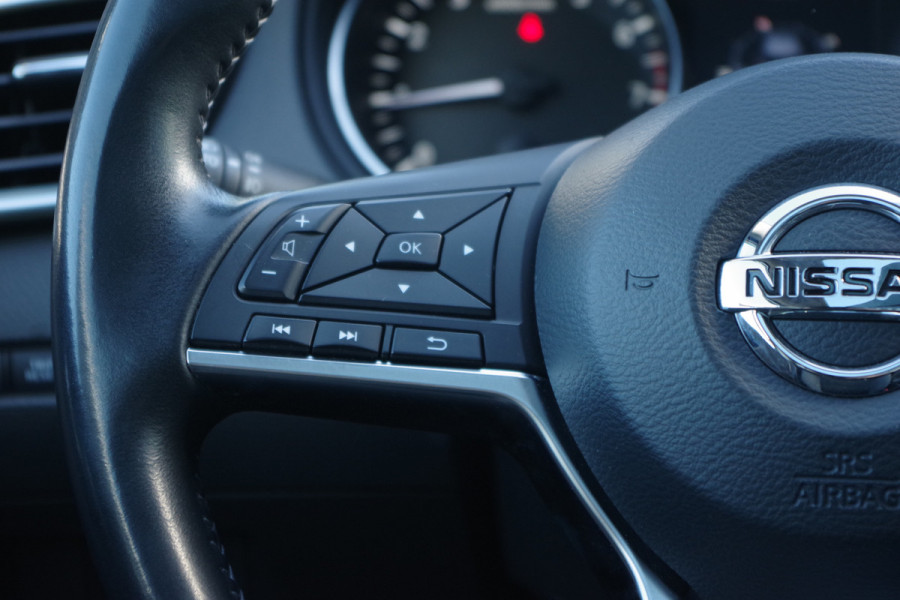 Nissan QASHQAI 1.3 DIG-T 160 PK Automaat N-Connecta, Panoramadak, 360 Camera, Adap. Cruise Control