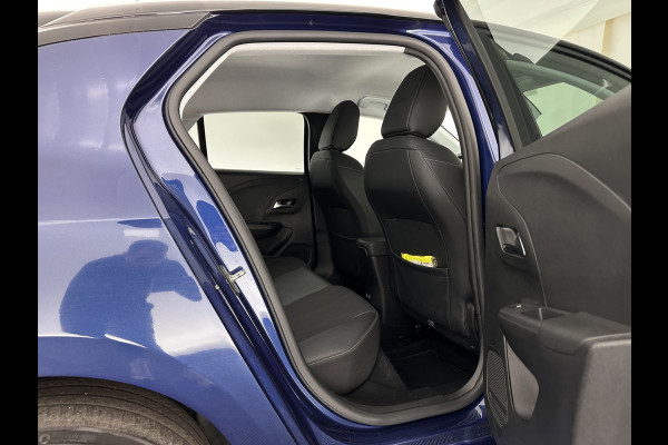 Opel CORSA-E Elegance 50 kWh [ 3-Fase ] (INCL-BTW) Aut. *FULL-LED | ADAPTIVE-CRUISE | DIGI-COCKPIT | LEATHER-MICROFIBRE | CARPLAY | CAMERA | ECC | KEYLESS | CRUISE | DAB | PRIVACY-GLASS | 16'' ALU*
