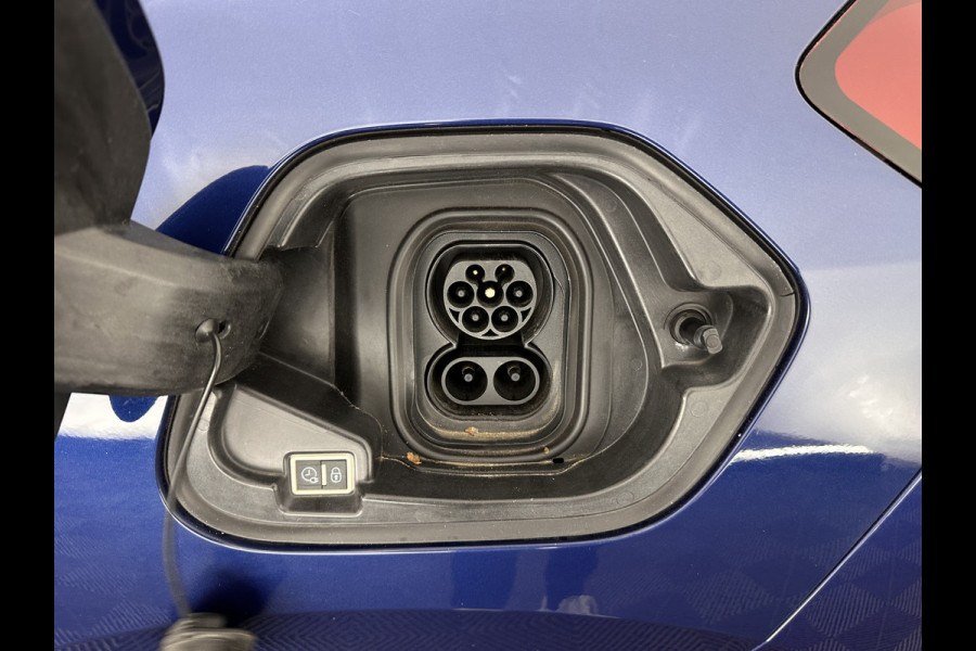 Opel CORSA-E Elegance 50 kWh [ 3-Fase ] (INCL-BTW) Aut. *FULL-LED | ADAPTIVE-CRUISE | DIGI-COCKPIT | LEATHER-MICROFIBRE | CARPLAY | CAMERA | ECC | KEYLESS | CRUISE | DAB | PRIVACY-GLASS | 16'' ALU*
