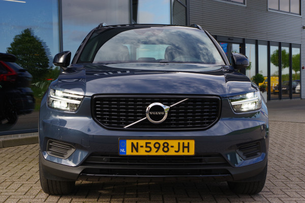 Volvo XC40 1.5 T3 164 PK Automaat R-Design, Adap. Cruise Control, LED, Camera, Keyless