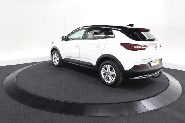 Opel Grandland X 130 Turbo AT8 Business Elegance | Trekhaak | Elektrische Kofferklep | Camera | Apple Carplay