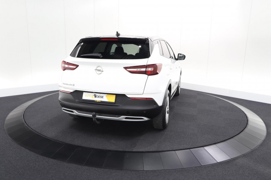 Opel Grandland X 130 Turbo AT8 Business Elegance | Trekhaak | Elektrische Kofferklep | Camera | Apple Carplay