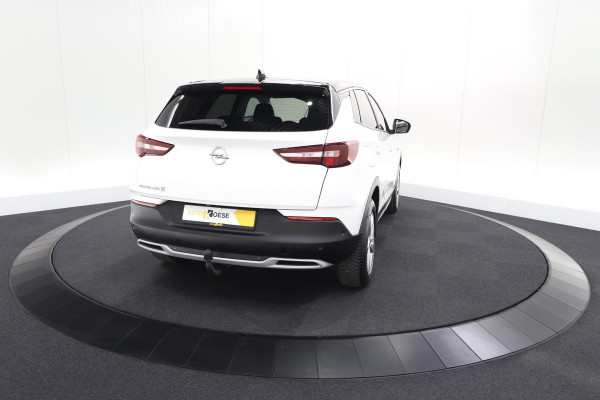 Opel Grandland X 130 Turbo AT8 Business Elegance | Trekhaak | Elektrische Kofferklep | Camera | Apple Carplay