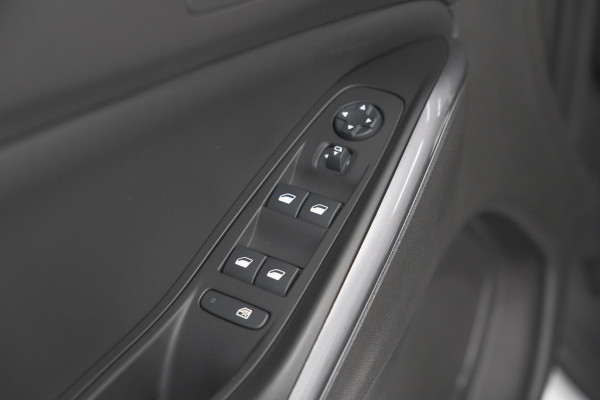 Opel Grandland X 130 Turbo AT8 Business Elegance | Trekhaak | Elektrische Kofferklep | Camera | Apple Carplay