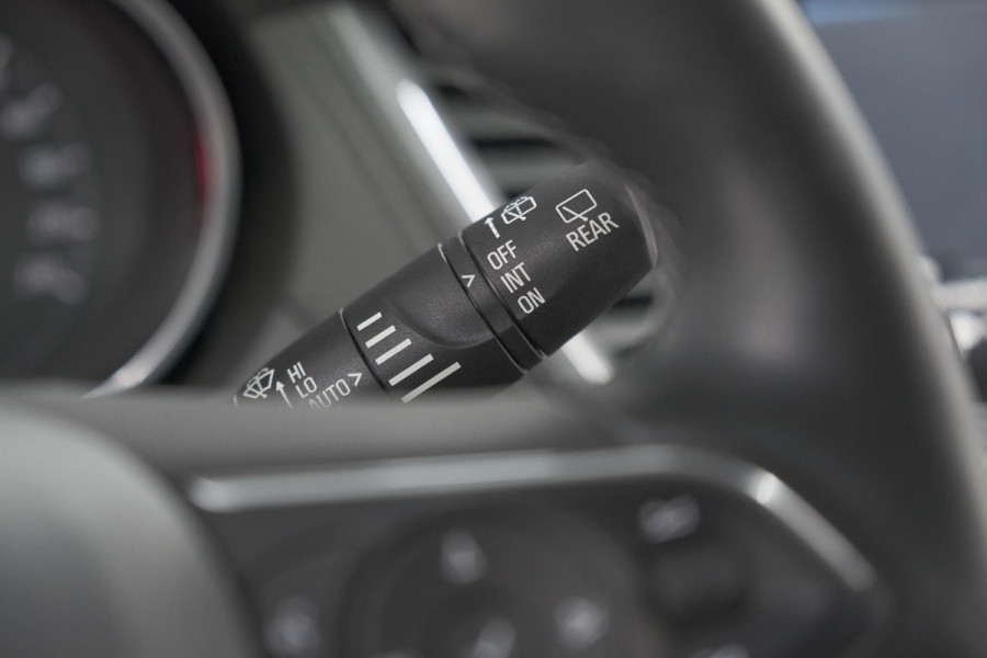 Opel Grandland X 130 Turbo AT8 Business Elegance | Trekhaak | Elektrische Kofferklep | Camera | Apple Carplay