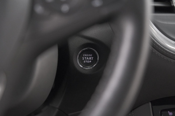 Opel Grandland X 130 Turbo AT8 Business Elegance | Trekhaak | Elektrische Kofferklep | Camera | Apple Carplay