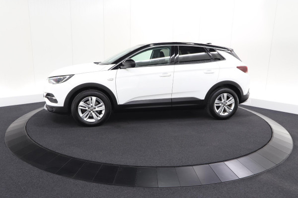 Opel Grandland X 130 Turbo AT8 Business Elegance | Trekhaak | Elektrische Kofferklep | Camera | Apple Carplay