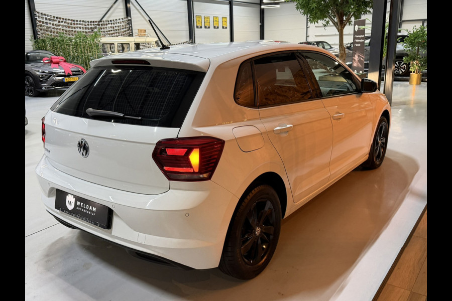 Volkswagen Polo 1.0 TSI Comfortline Garantie Carplay StoelVW PDC Adaptieve Cruise Navi Led Airco Rijklaar