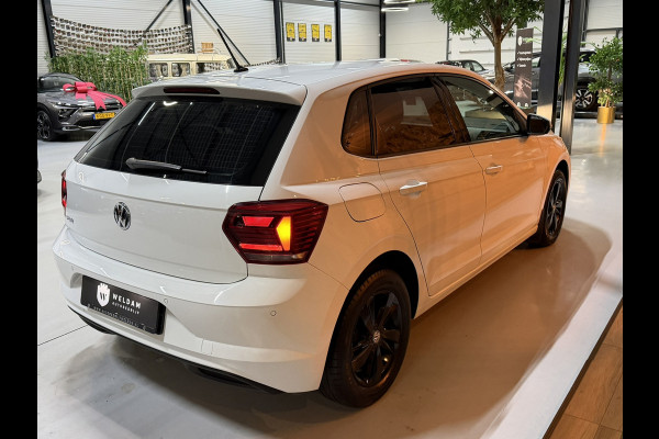 Volkswagen Polo 1.0 TSI Comfortline Garantie Carplay StoelVW PDC Adaptieve Cruise Navi Led Airco Rijklaar