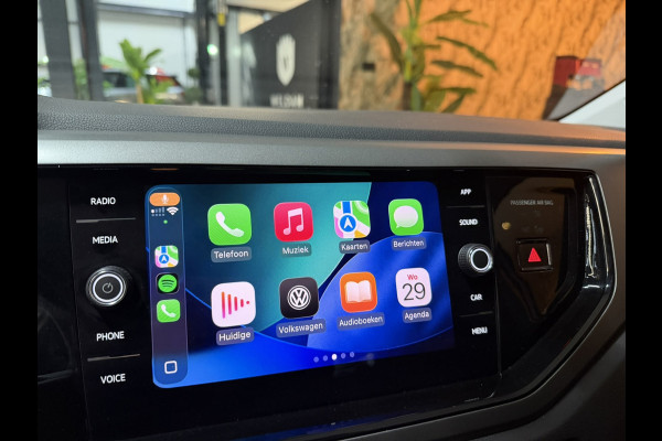 Volkswagen Polo 1.0 TSI Comfortline Garantie Carplay StoelVW PDC Adaptieve Cruise Navi Led Airco Rijklaar