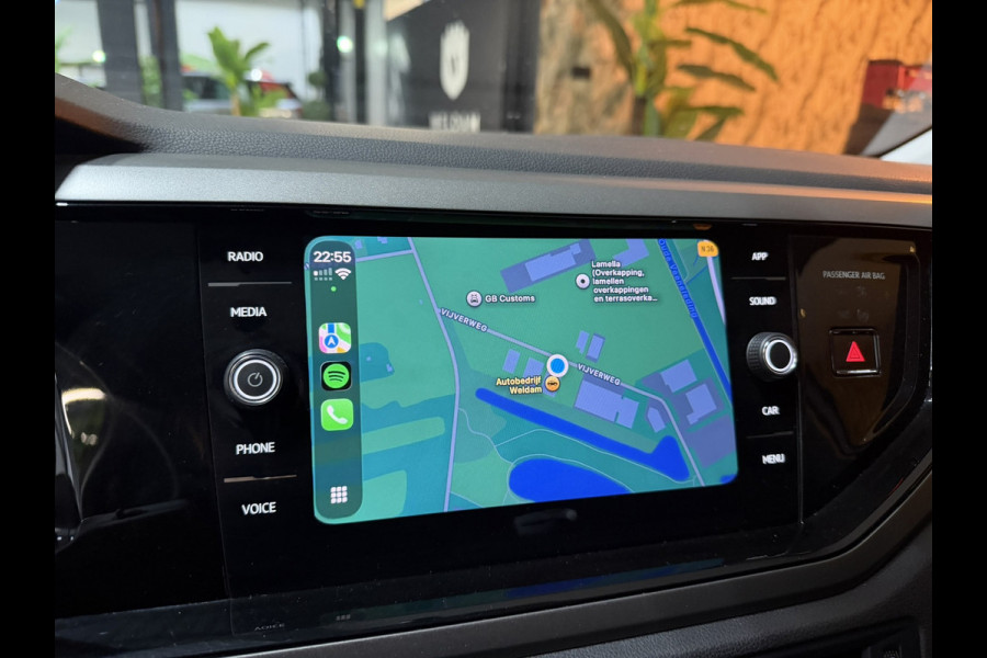 Volkswagen Polo 1.0 TSI Comfortline Garantie Carplay StoelVW PDC Adaptieve Cruise Navi Led Airco Rijklaar