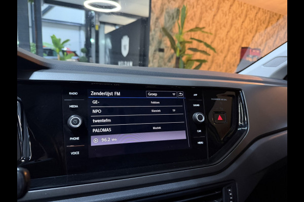 Volkswagen Polo 1.0 TSI Comfortline Garantie Carplay StoelVW PDC Adaptieve Cruise Navi Led Airco Rijklaar