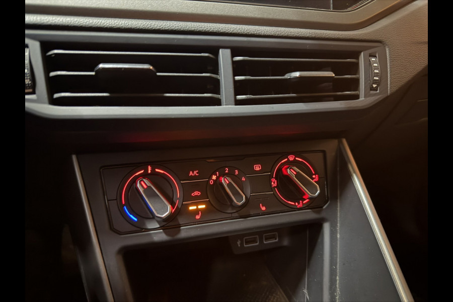 Volkswagen Polo 1.0 TSI Comfortline Garantie Carplay StoelVW PDC Adaptieve Cruise Navi Led Airco Rijklaar
