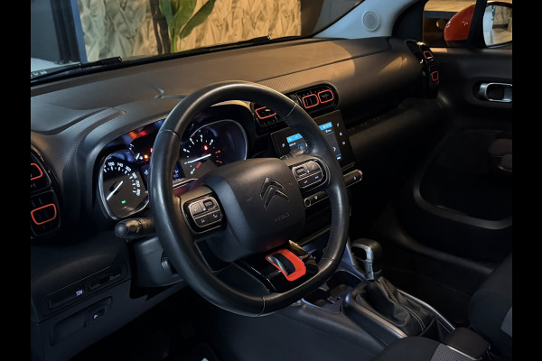 Citroën C3 Aircross 1.2 S&S Feel|Automaat|Rode accenten|360° Camera|CarPlay|Cruise|LED|Parkeerhulp|Rijklaar