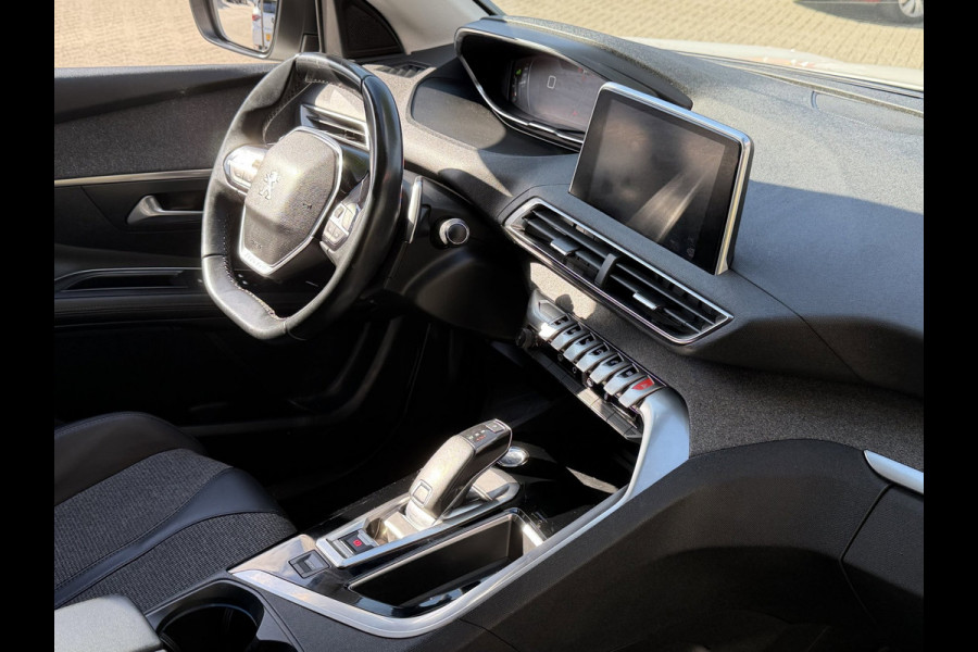 Peugeot 3008 1.2 PureTech Allure Pack AUTOMAAT - Navigatie / Apple Carplay I Airco I LED I DPC I Sport pakket I Dealer onderhouden